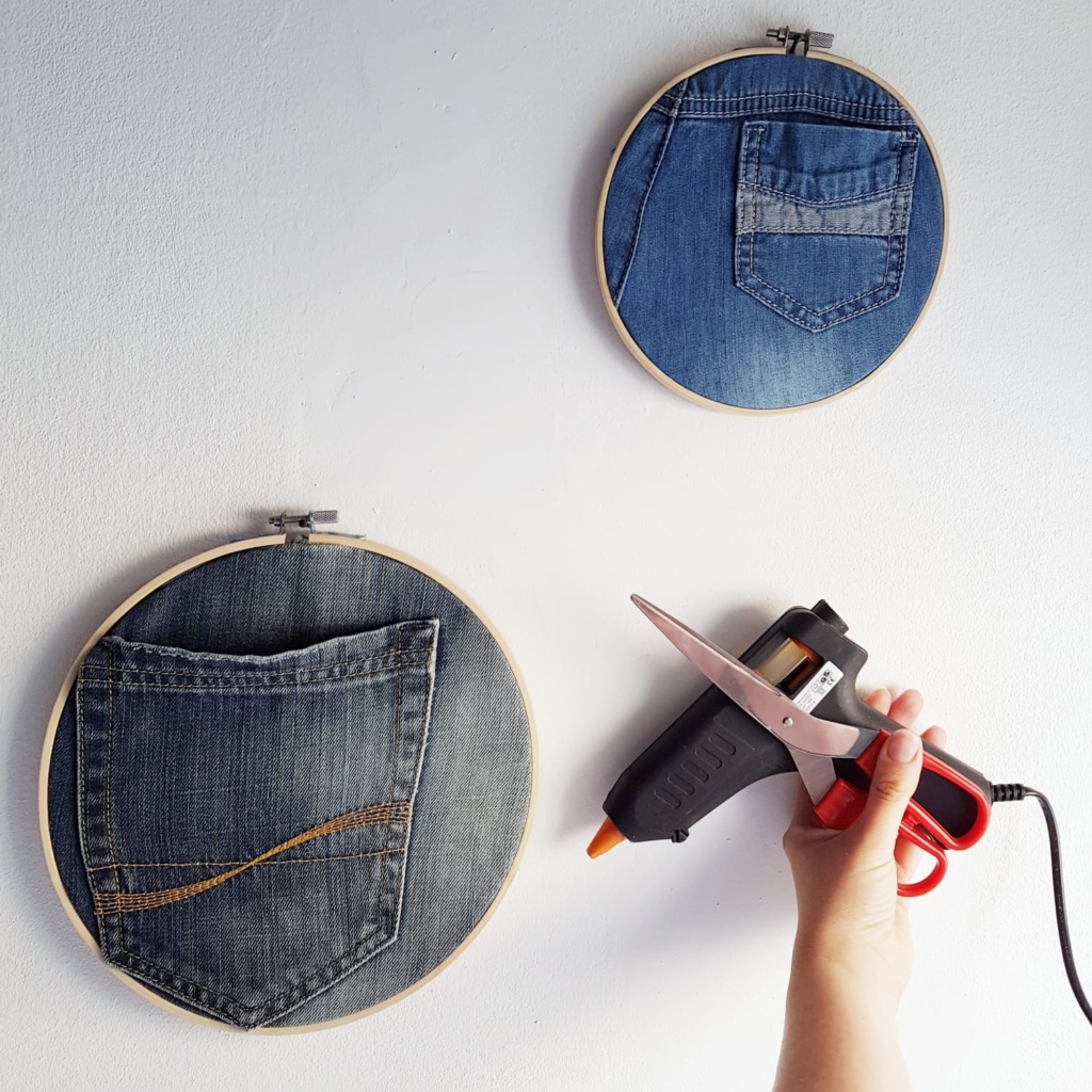 embroidery hoops ring recycled jeans hack 
