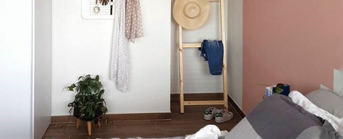 IVAR IKEA ladder hack. On a budget DIY clothes rack ladder.